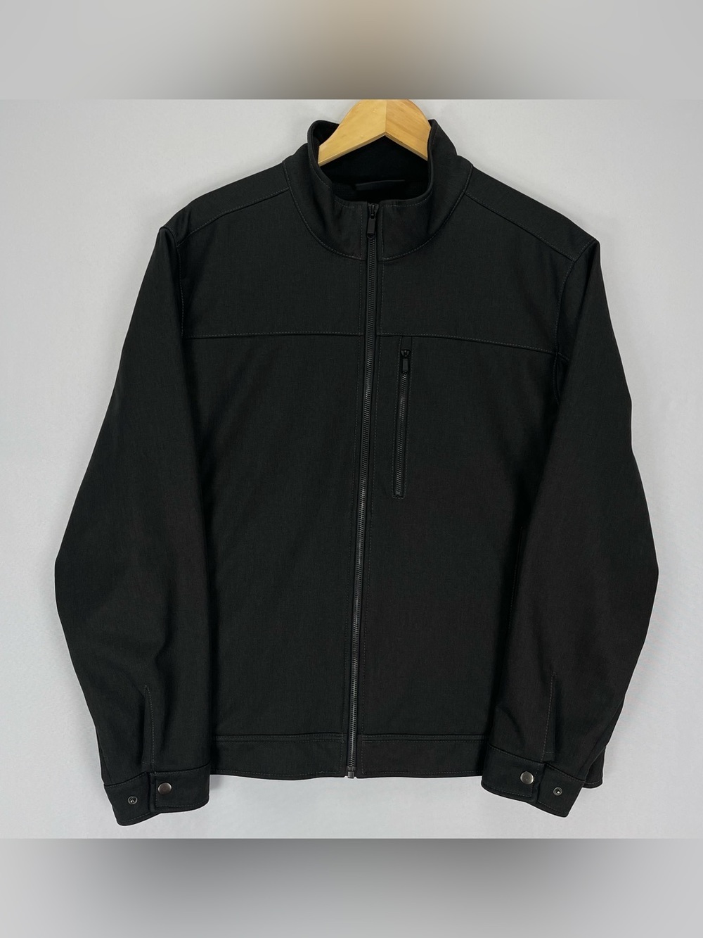 Kirkland Signature Men’s Softshell Jacket Size Large Black Full Zip Lined